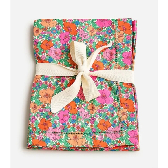 J.Crew Limited-edition set-of-four placemats in Liberty® fabrics - Picture 4 of 8